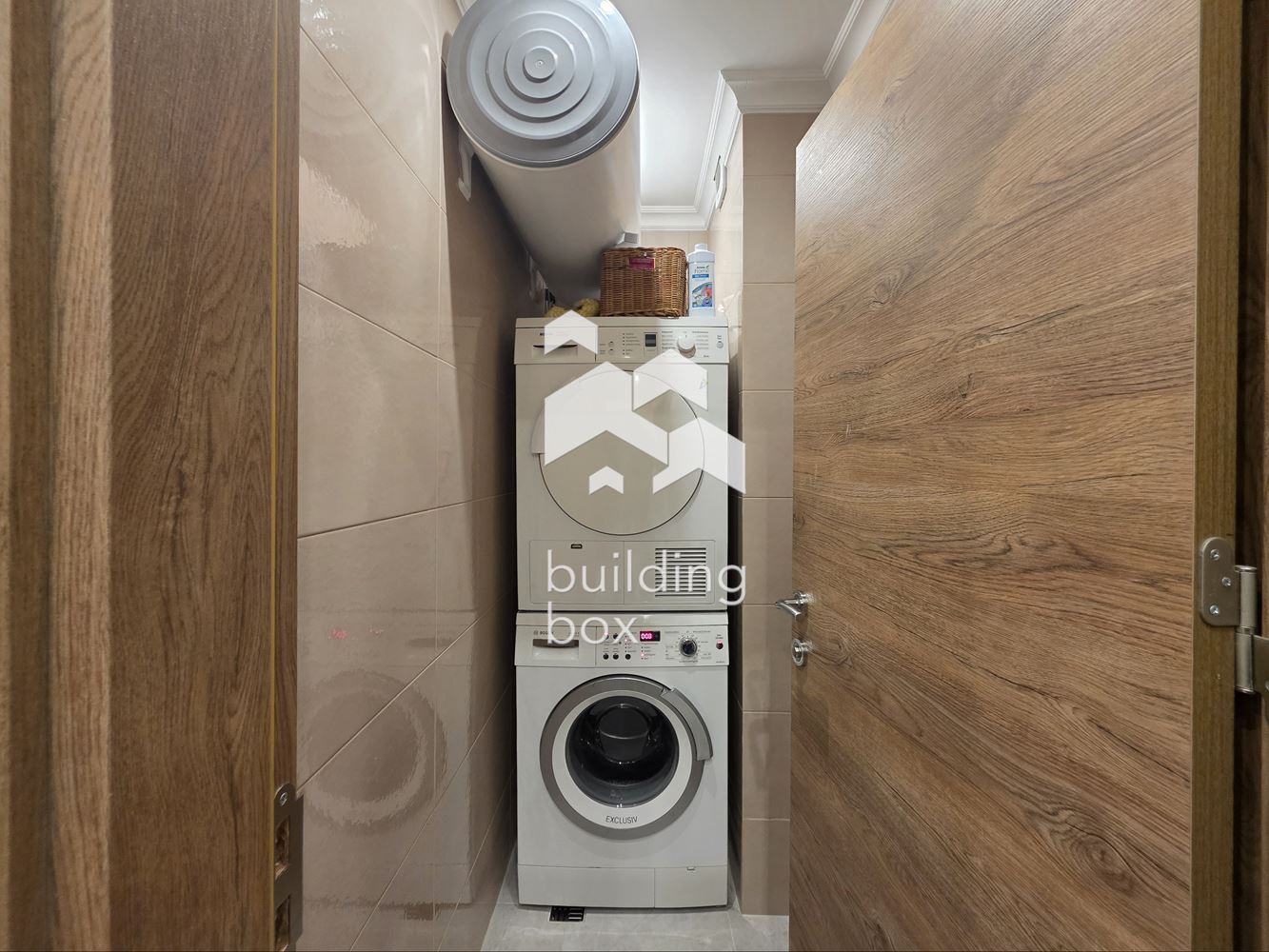 Тристаен обзаведен апартамент - кв. Стрелбище - 0