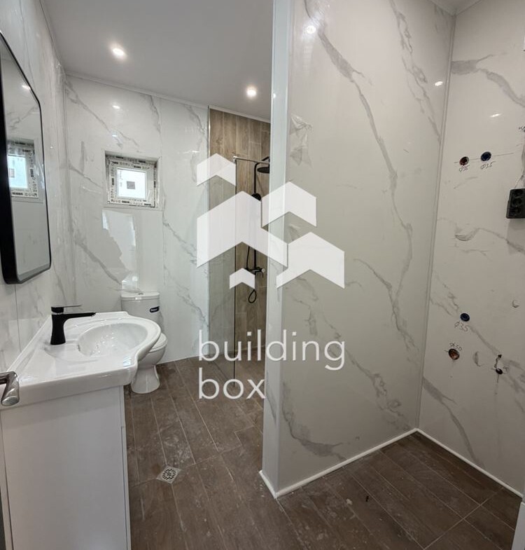 Тристаен апартамент - кв.Гагарин, довършен до ключ! - 0