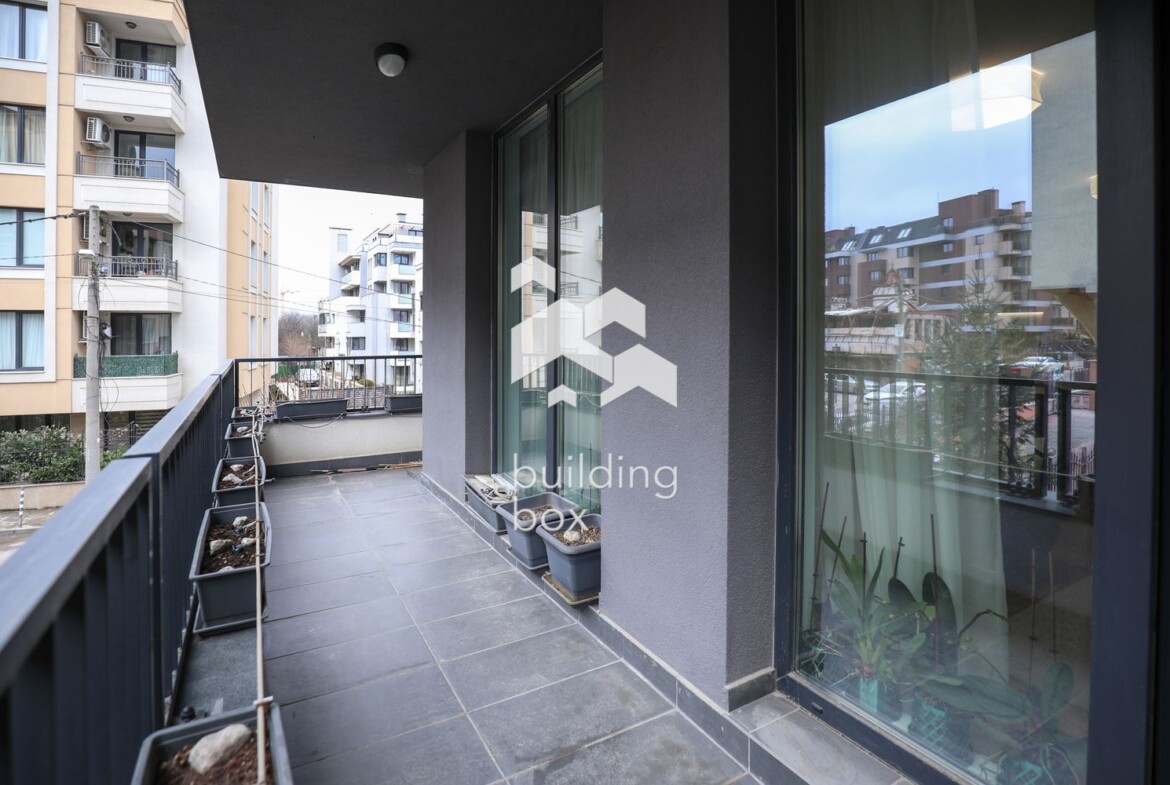 Тристаен апартамент - кв. Кръстова вада - 0