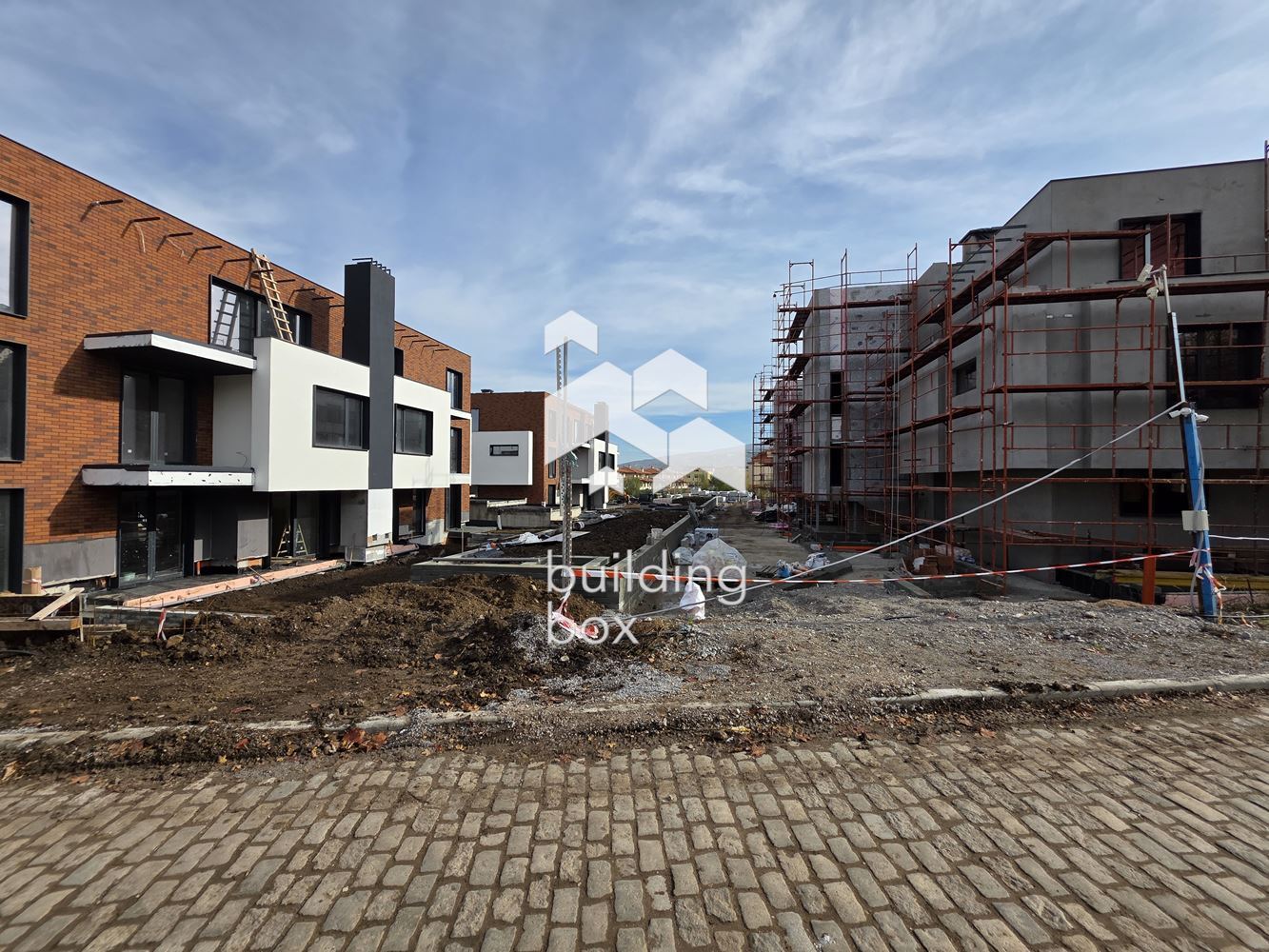 Луксозен мезонет - местност "Камбаните" - 0