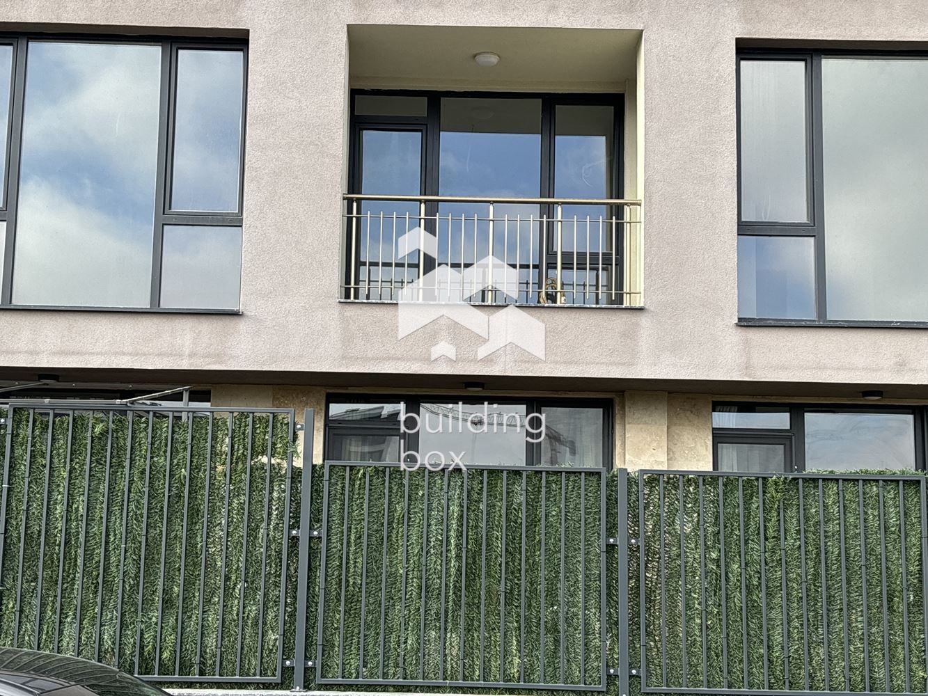 Тристаен апартамент - кв. Манастирски ливади - Изток - 0