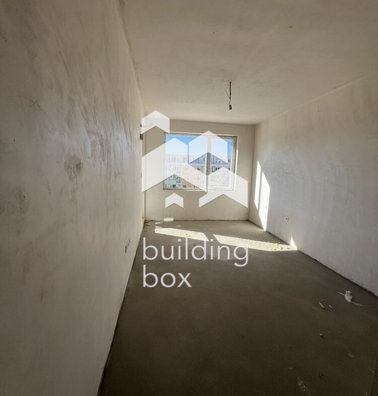 Двустаен апартамент в кв. Южен - 0