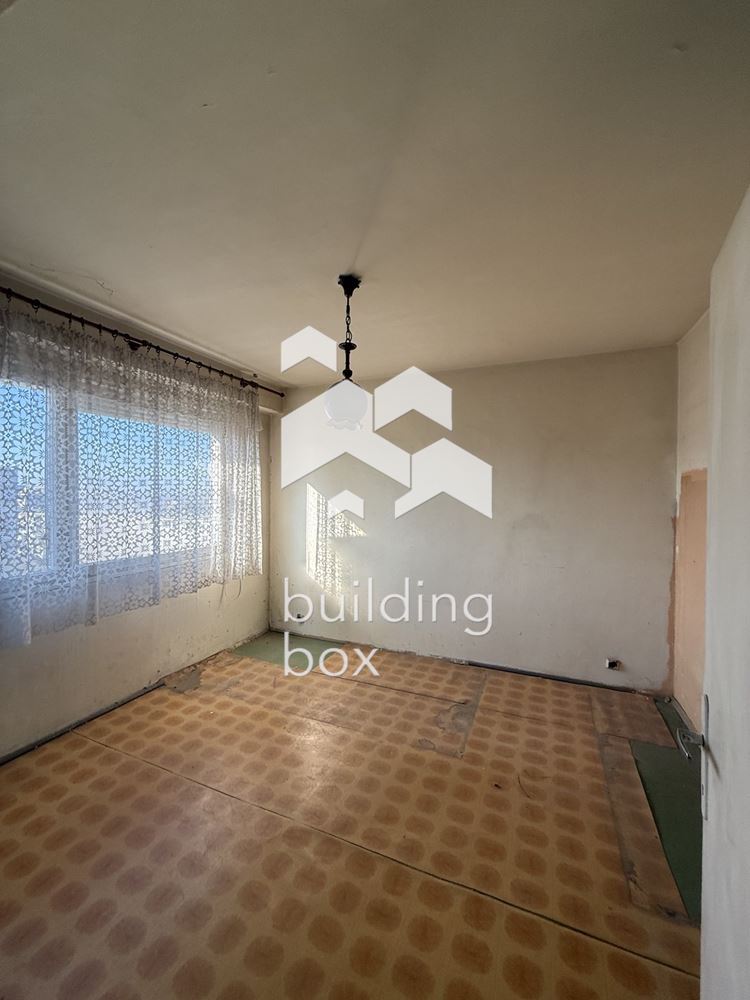 Двустаен апартамент в кв. Христо Смирненски - 0