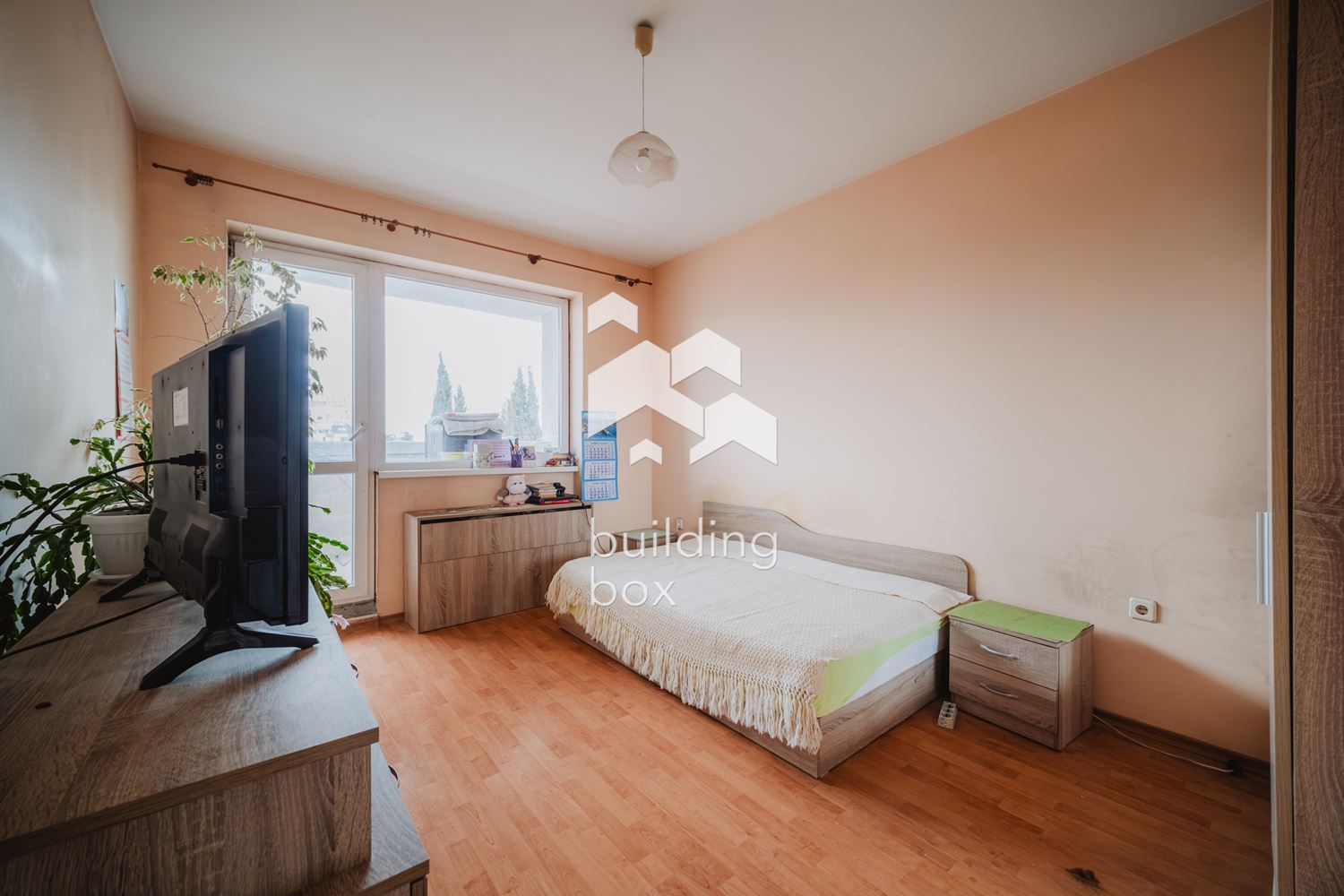 Тристаен аапартамент на 2 мин. от Катедрала Варна - 0