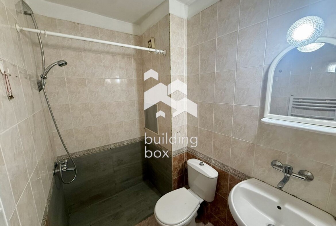 Функционален тристаен апартамент в кв. Белите брези - 0