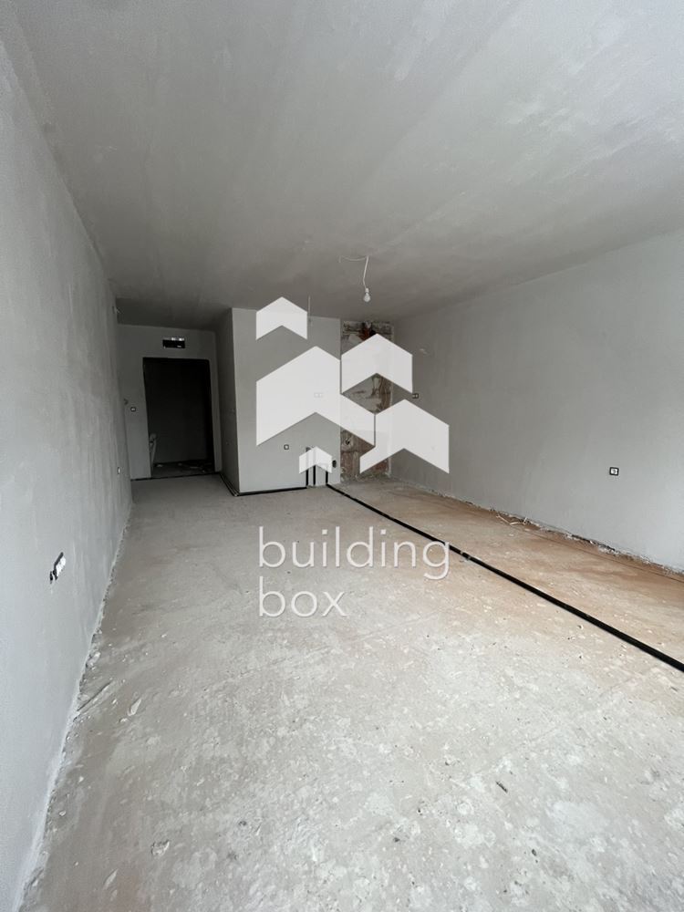 Двустаен апартамент с веранда - 0