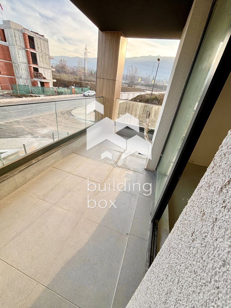 Просторен тристаен апартамент - кв. Малинова долина - 0