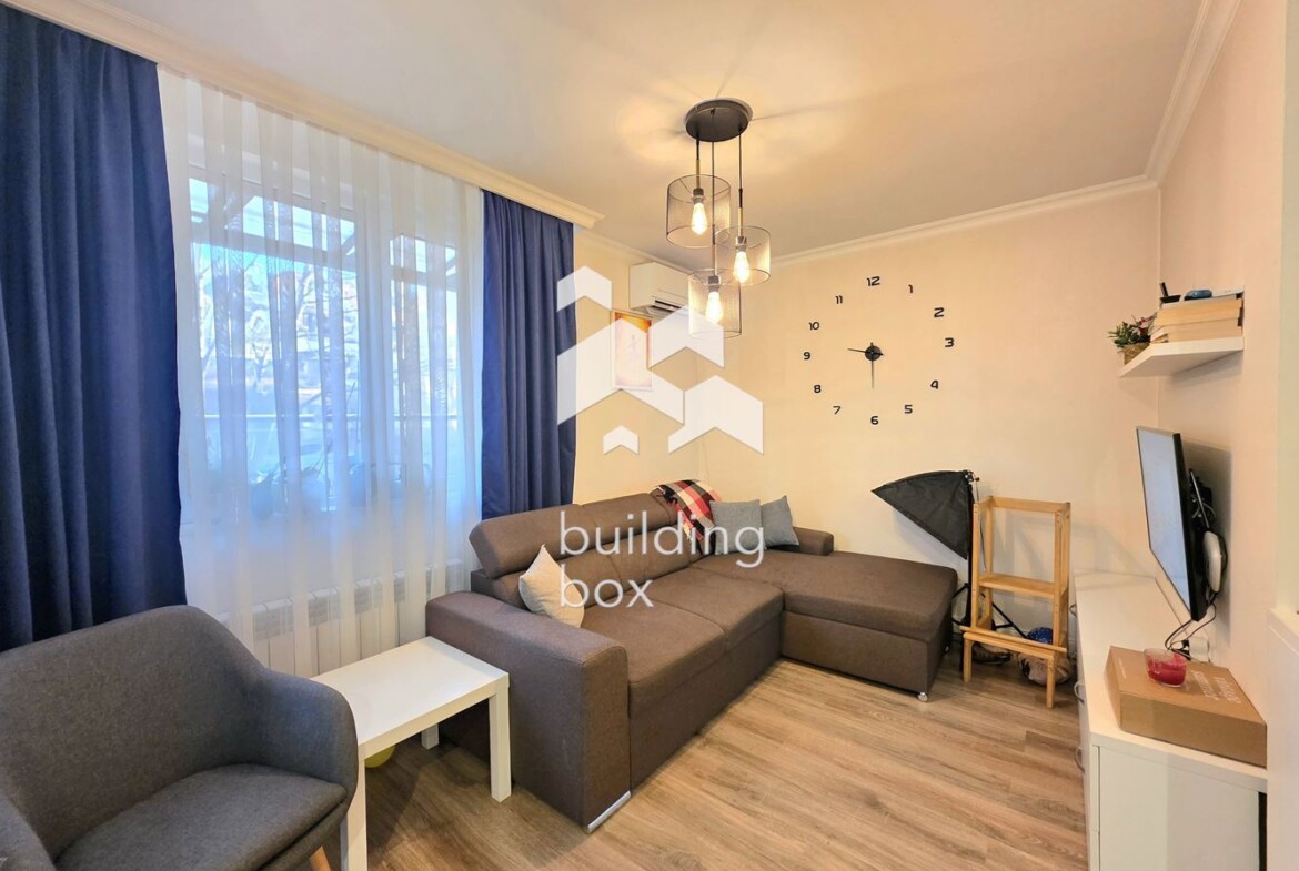 Тристаен обзаведен апартамент - кв. Стрелбище - 0