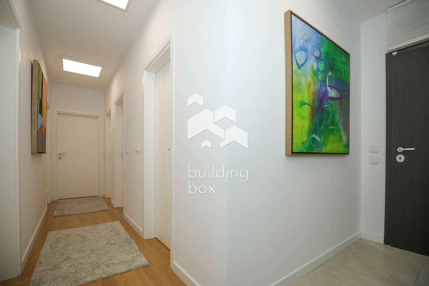 Тристаен апартамент - кв. Кръстова вада - 0