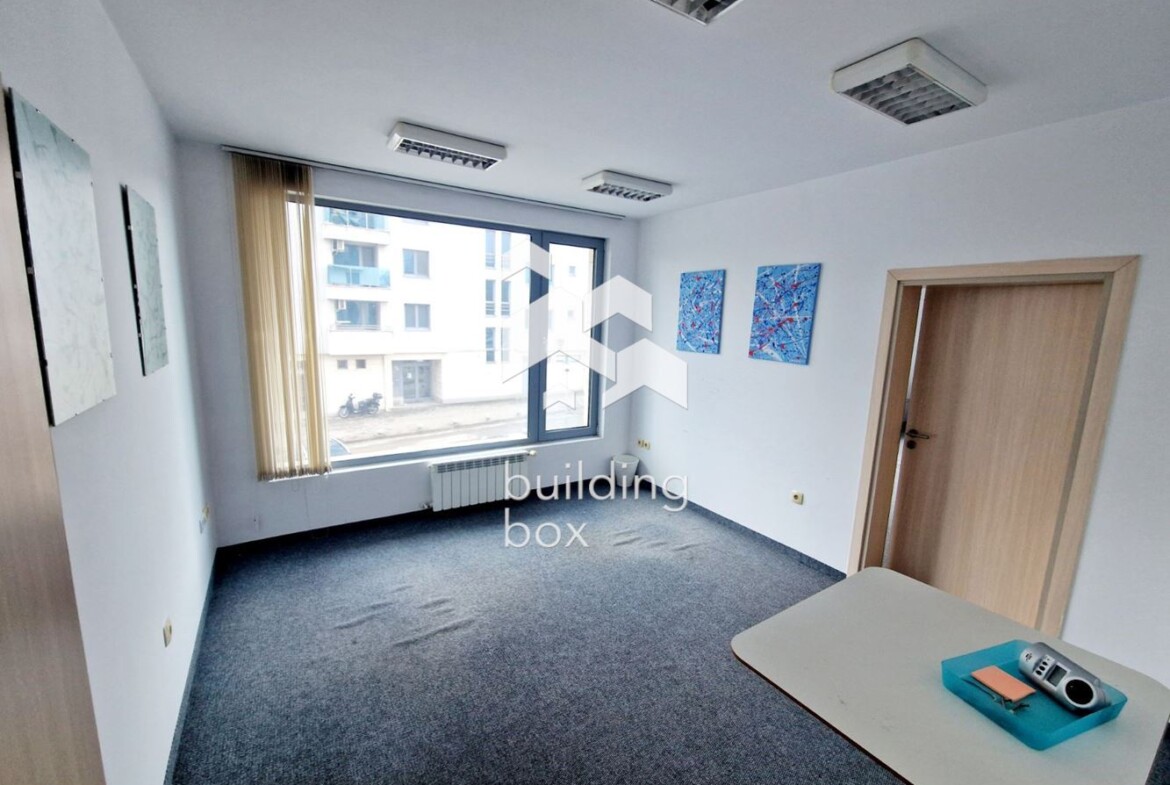 Необзаведен офис в ж.к. Студентски град - 0