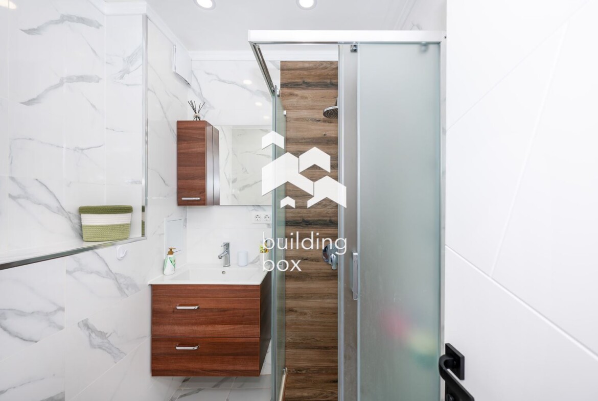 Тристаен апартамент под наем - кв. Христо Смирненски - 0