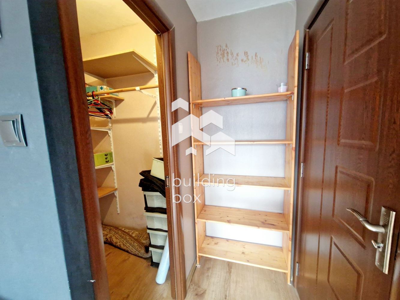 Уютен тристаен апартамент в кв. "Младост 2". - 0