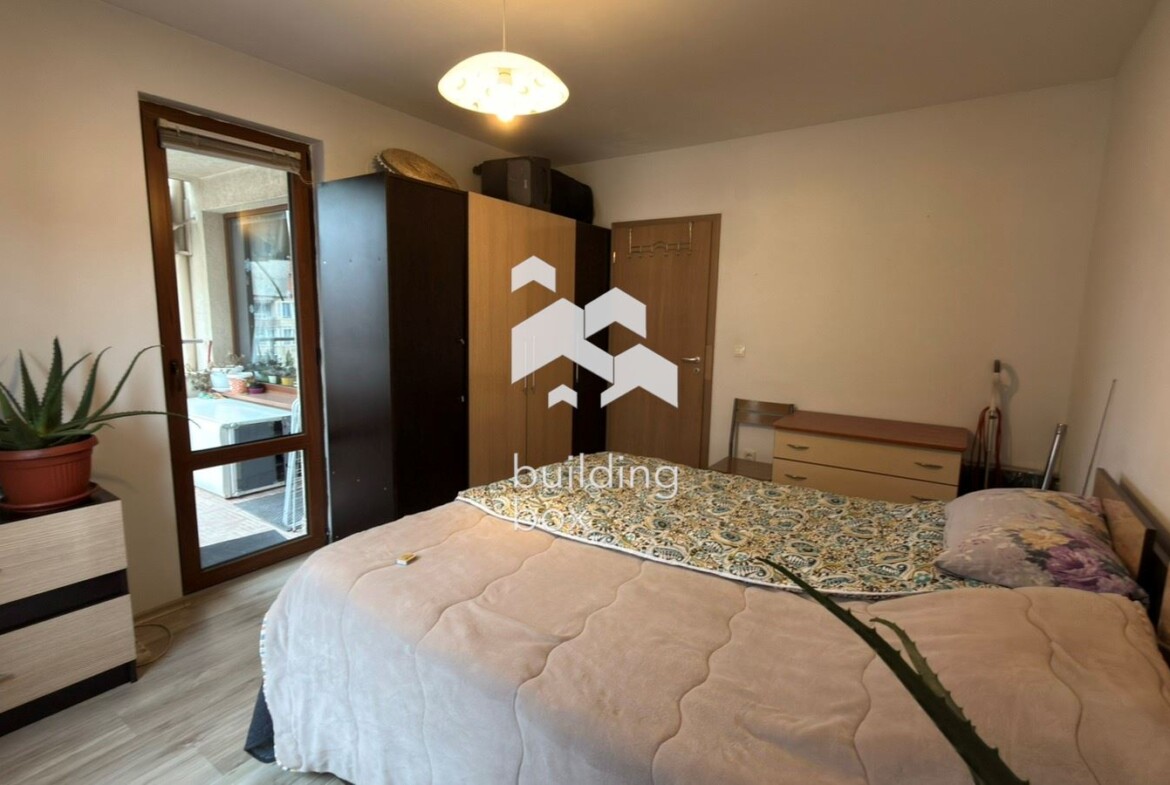 Двустаен апартамент - кв. Люлин Център - 0