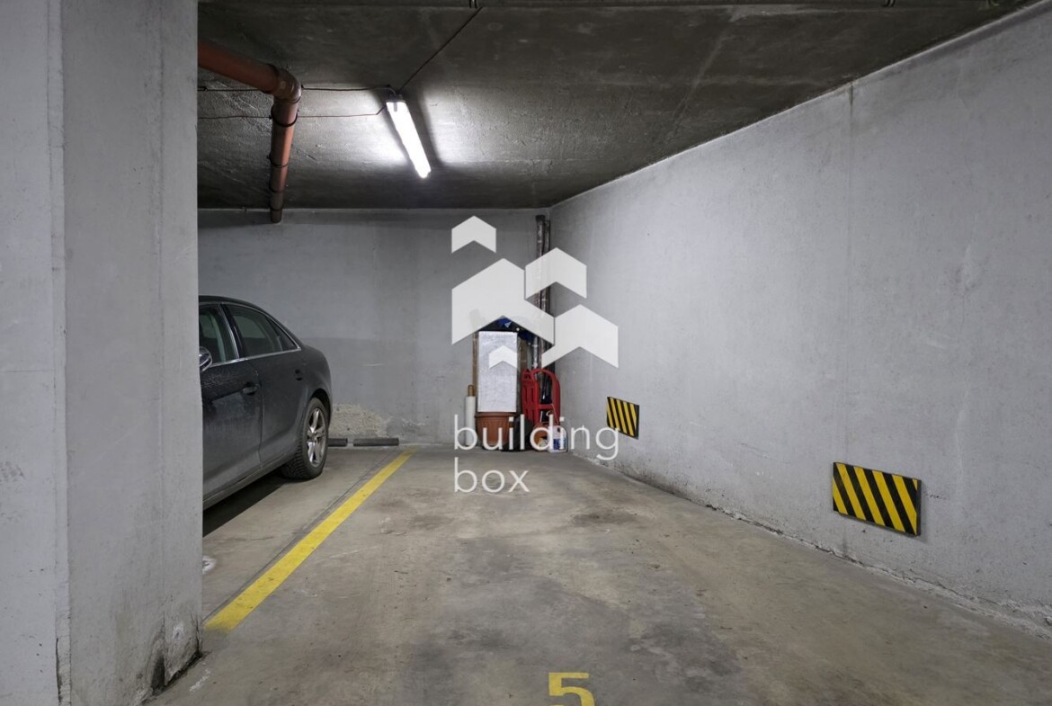 Модерно обзаведен и простовен двустаен апартамент в кв. Витоша - 0