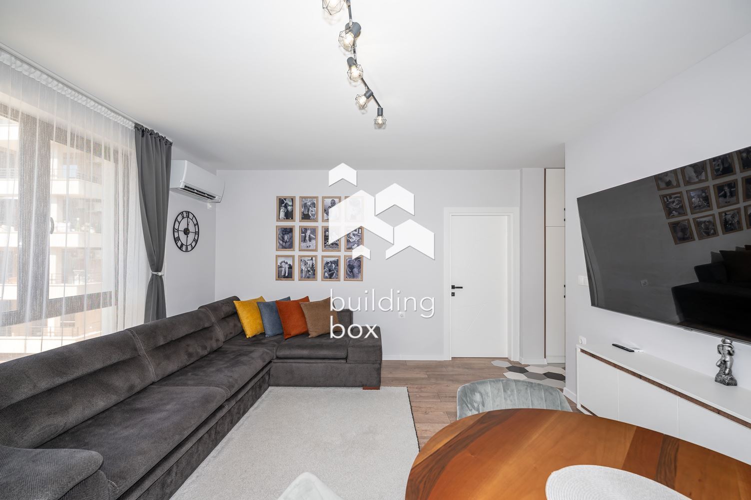 Тристаен апартамент под наем - кв. Христо Смирненски - 0