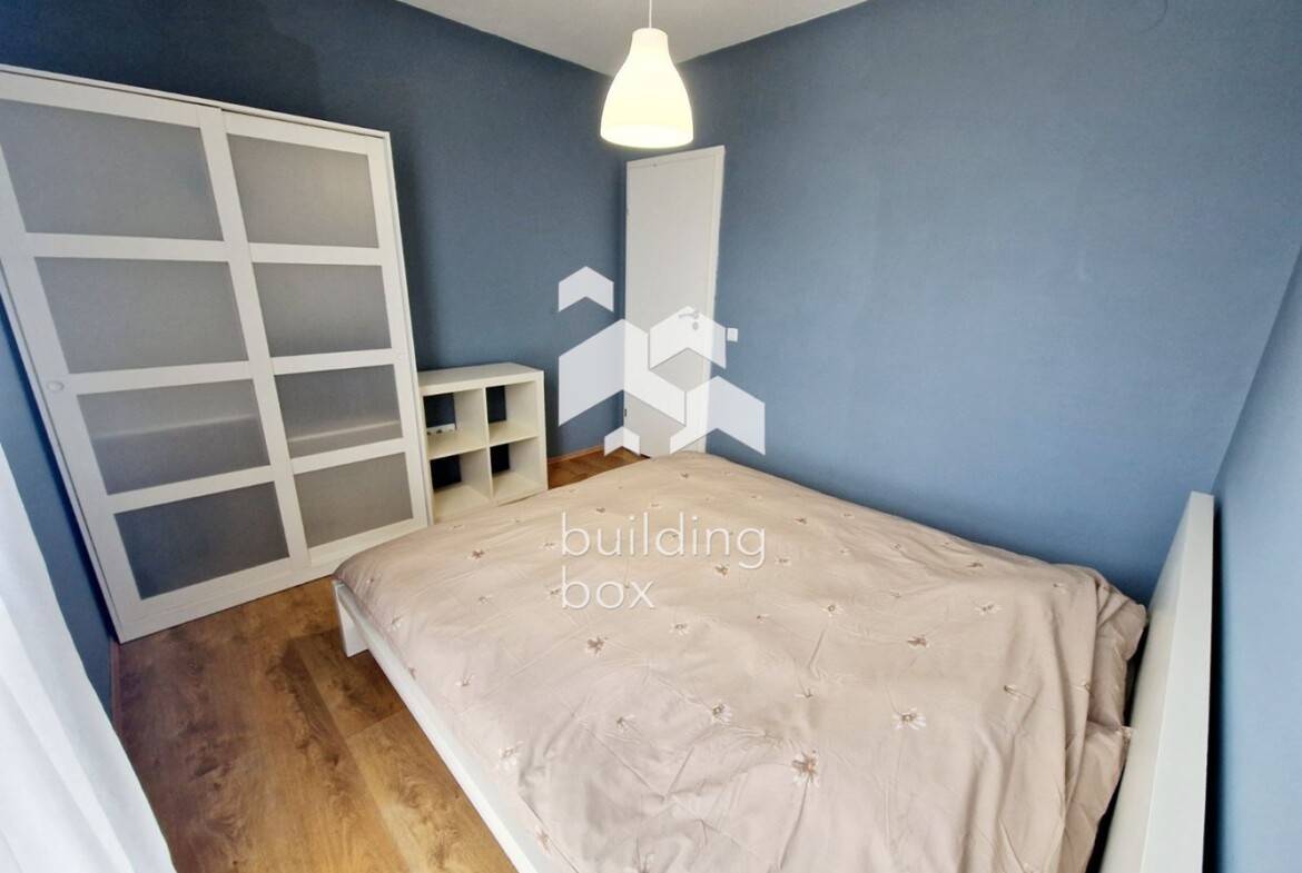 Двустаен апартамент на бул. Черни връх, Кръстова вада - 0