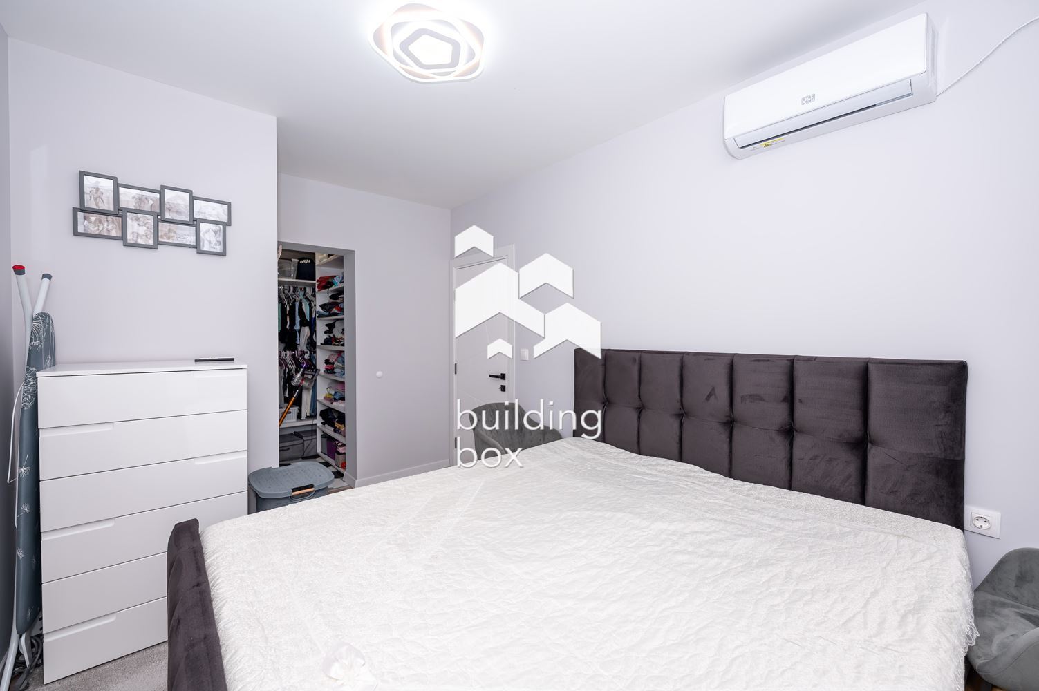 Тристаен апартамент под наем - кв. Христо Смирненски - 0