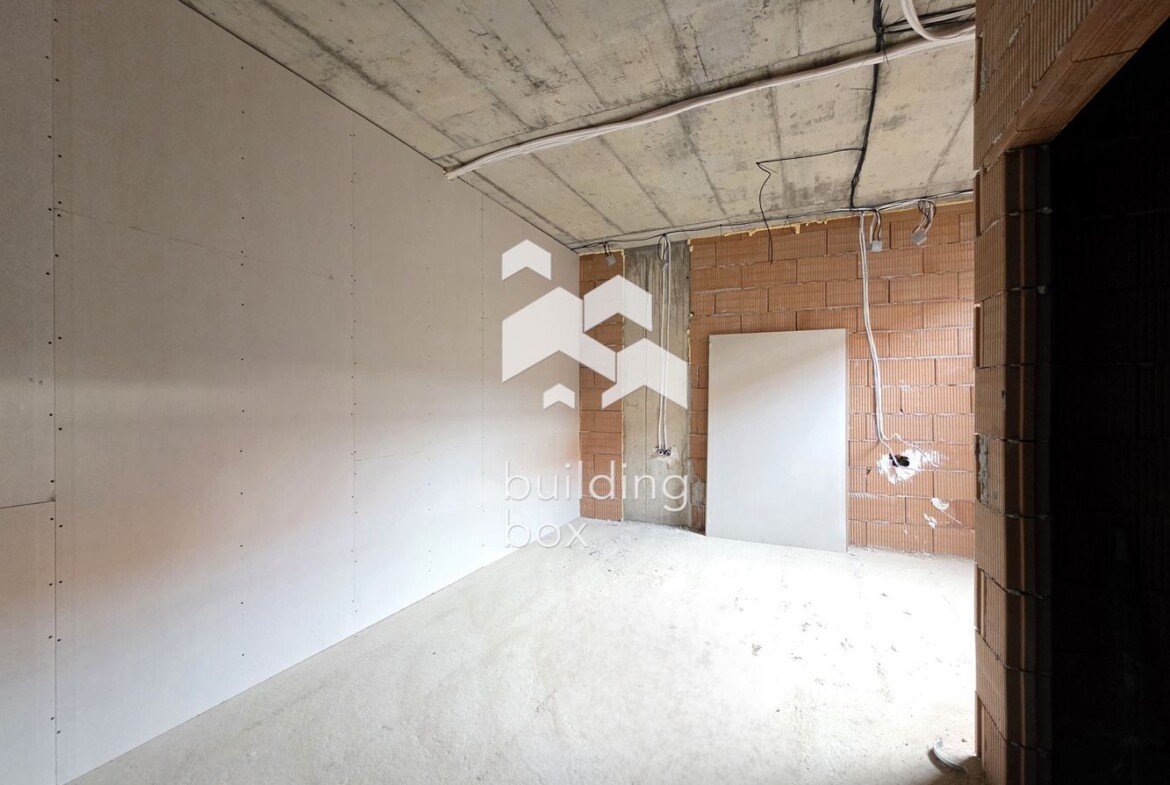 Луксозен мезонет - местност "Камбаните" - 0