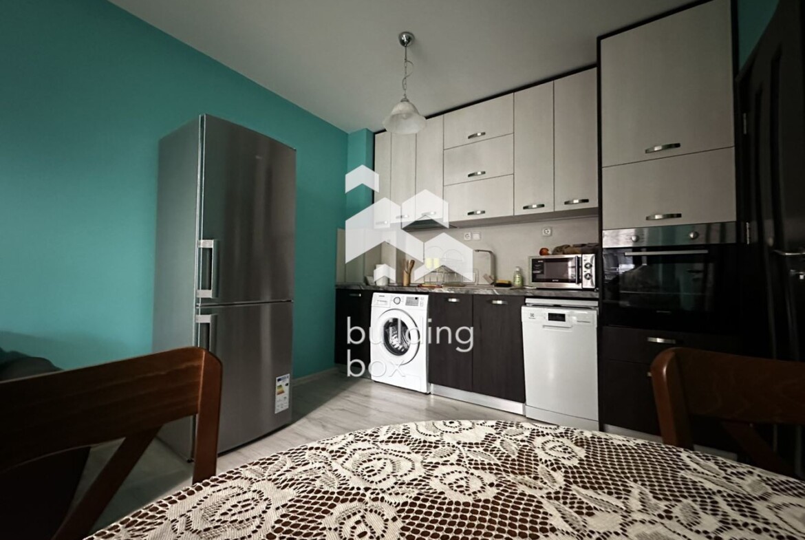 Двустаен апартамент под наем - 0