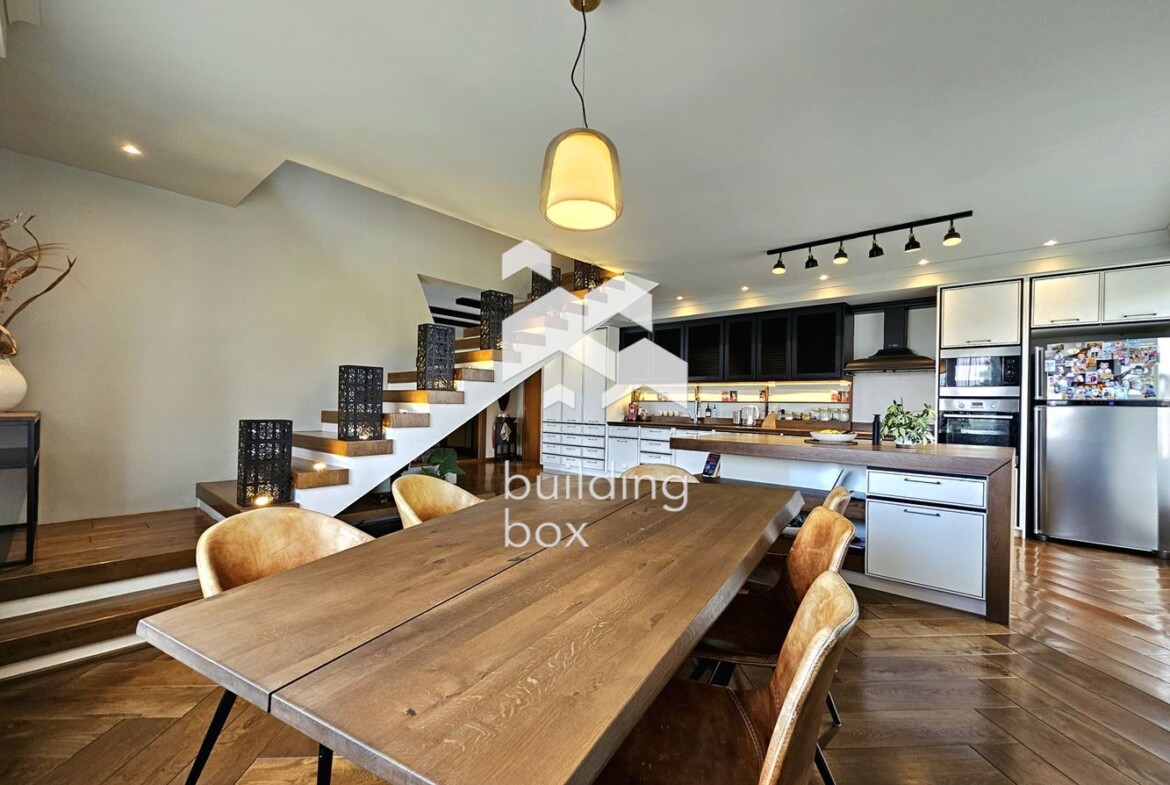 Четиристаен апартамент в престижния комплекс "Maxi" - 0