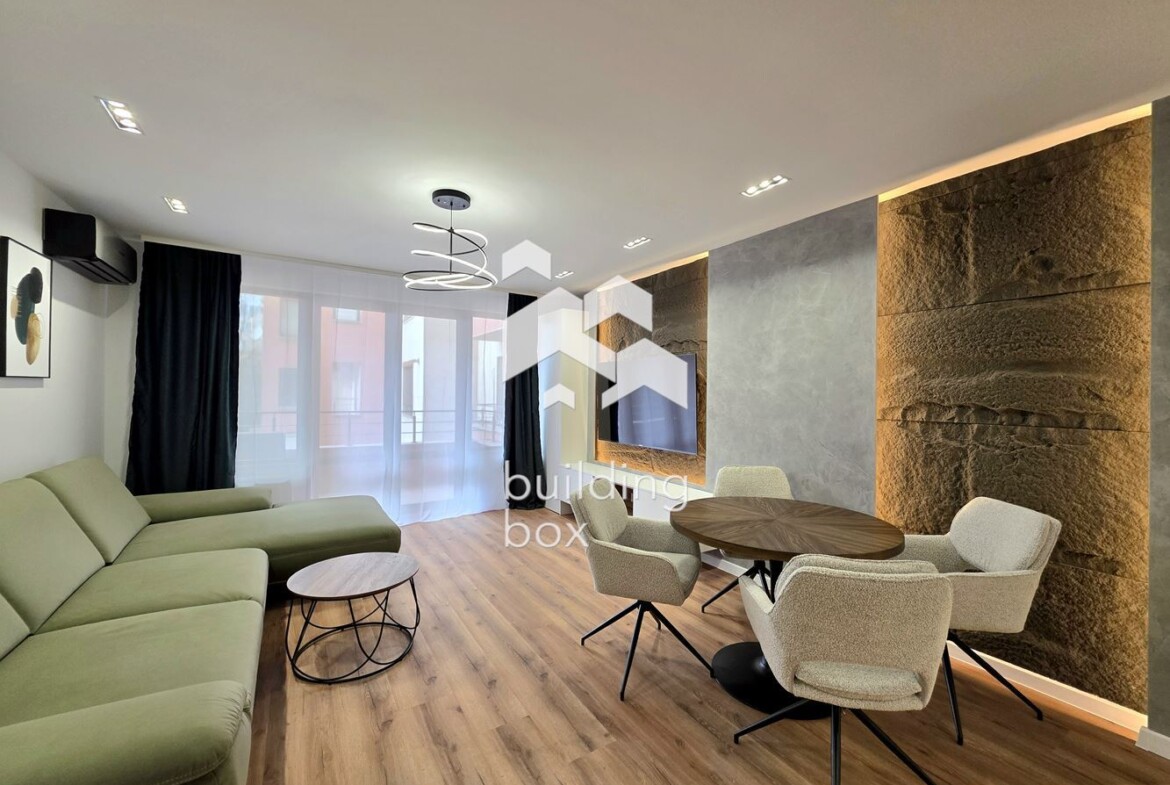 Модерно обзаведен и простовен двустаен апартамент в кв. Витоша - 0