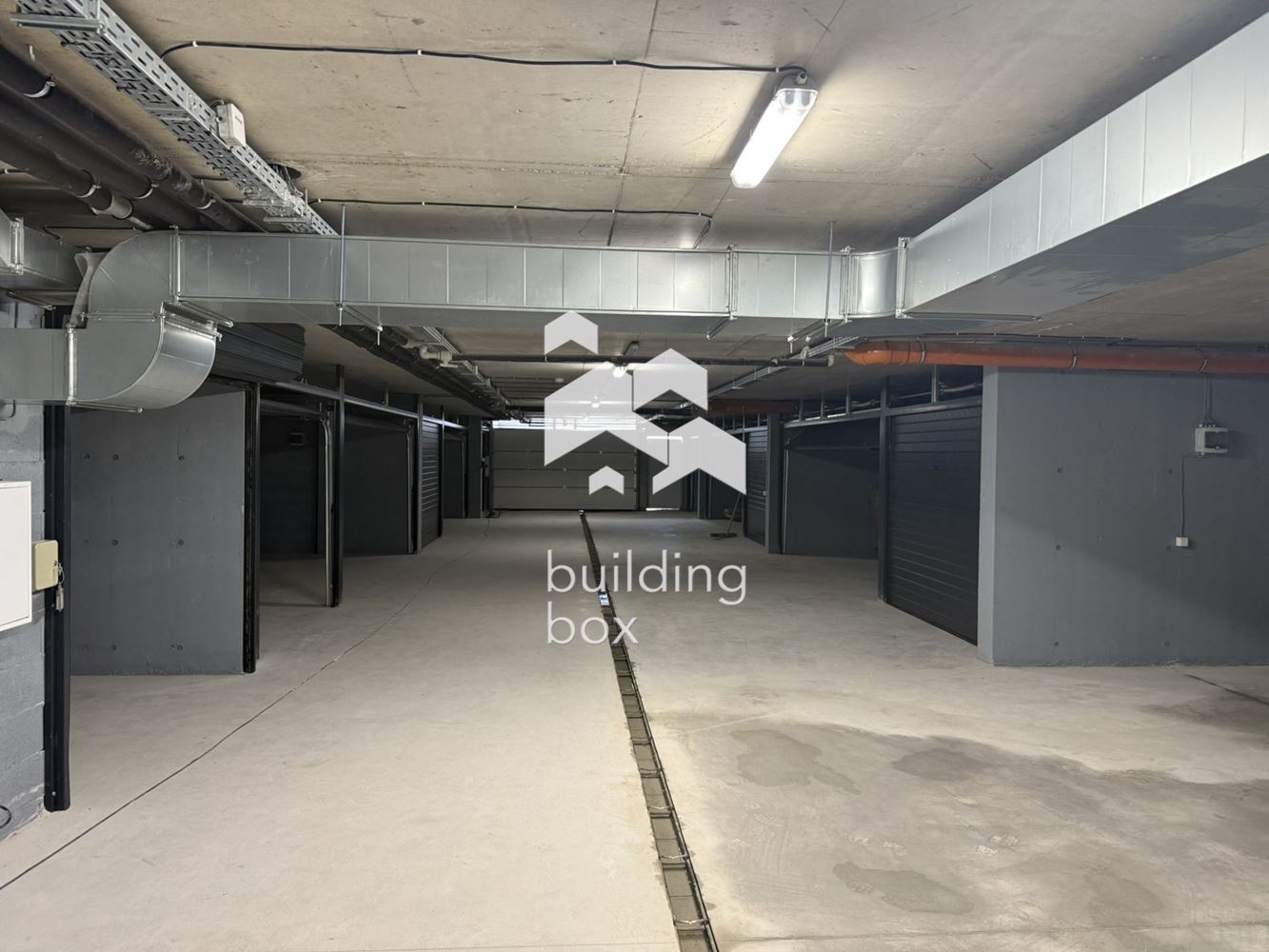 Двустаен апартамент в ж.к. Люлин 4 - 0