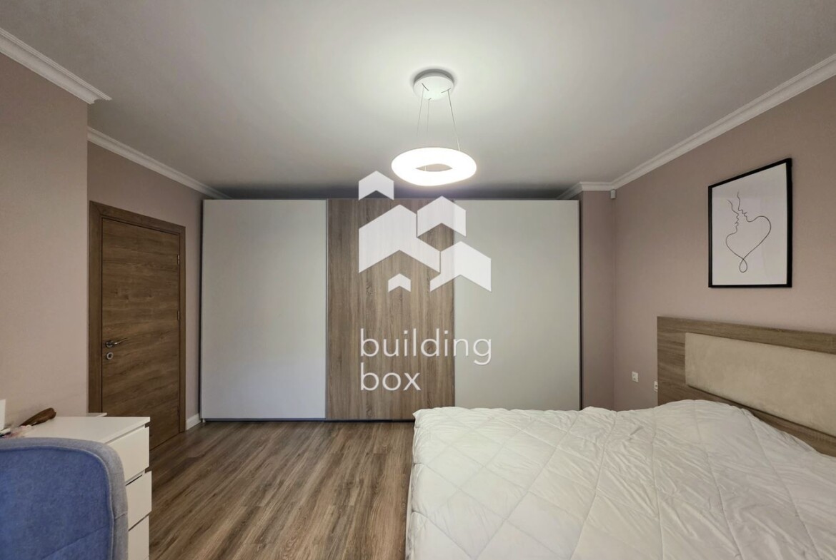 Тристаен обзаведен апартамент - кв. Стрелбище - 0