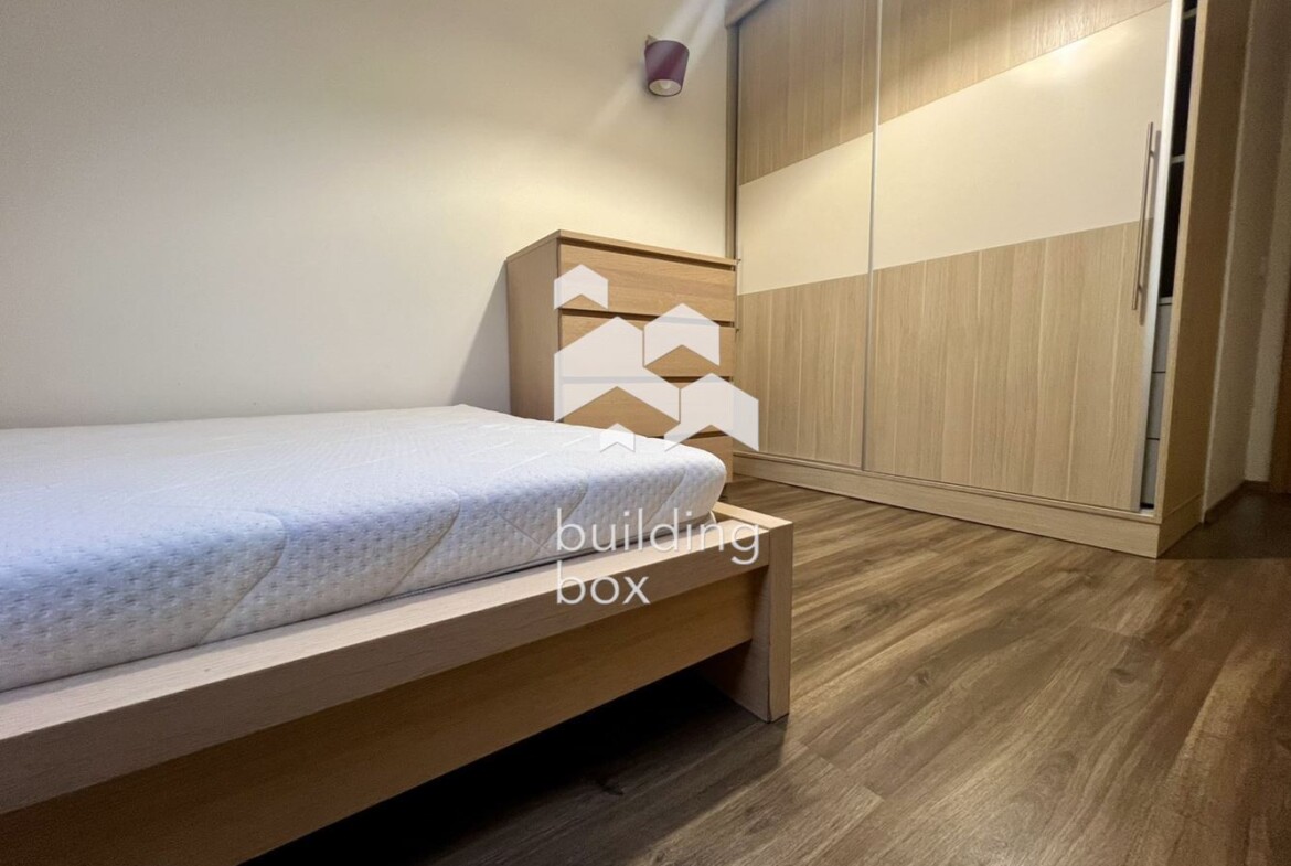 Двустаен апартамент в Гео Милев - 0