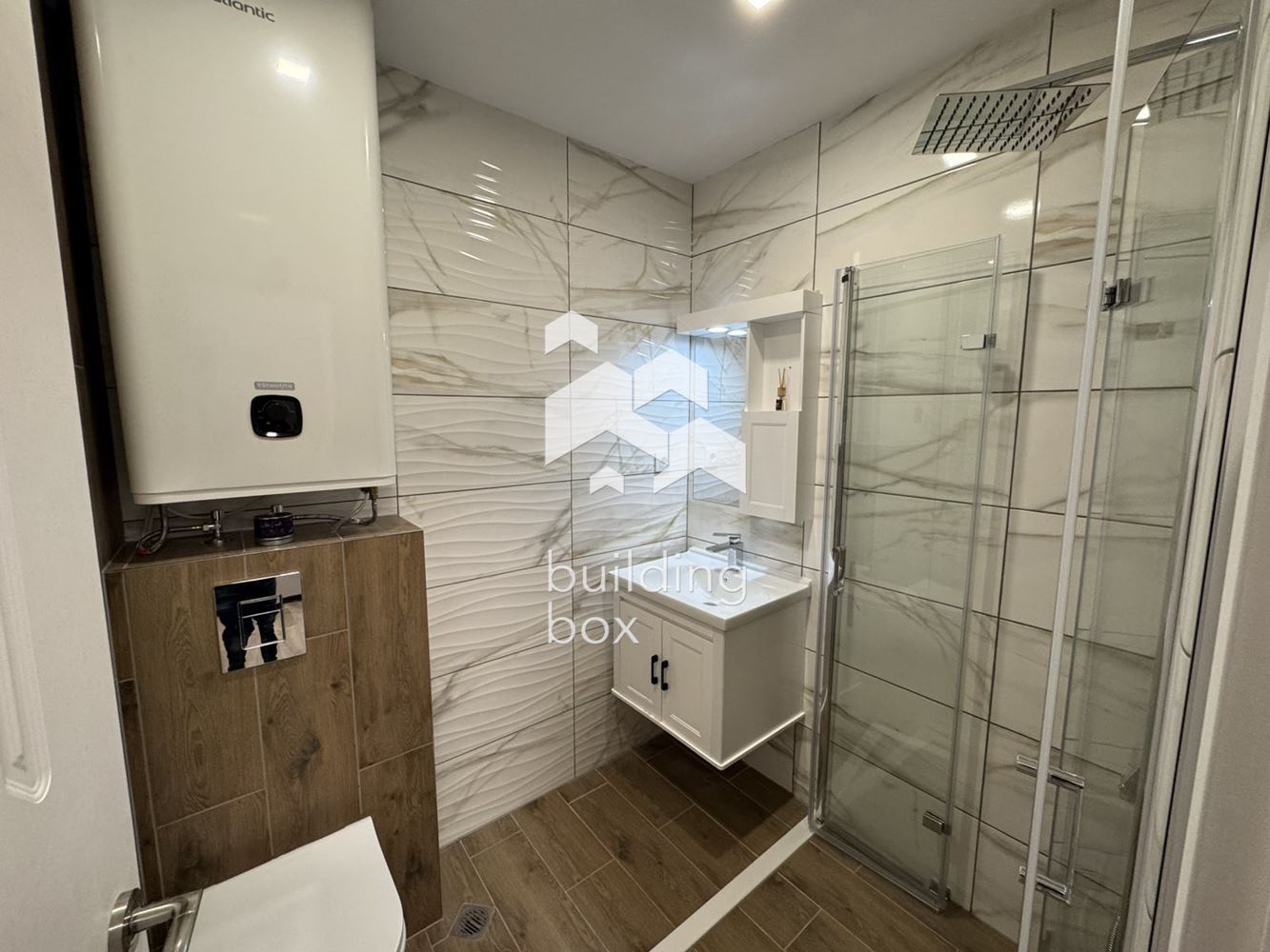 Двустаен апартамент в кв. Остромила - 0