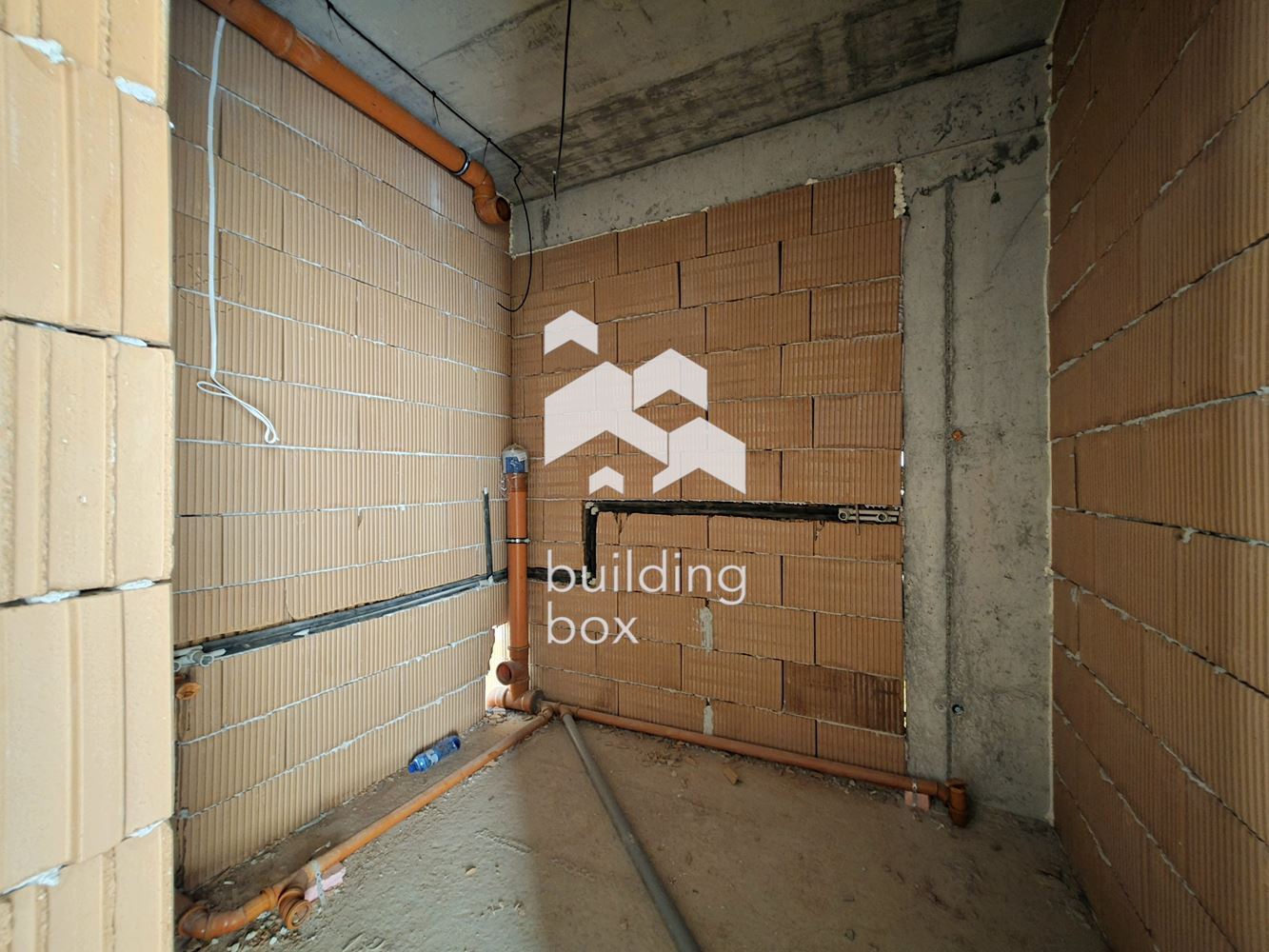 Луксозен мезонет - местност "Камбаните" - 0