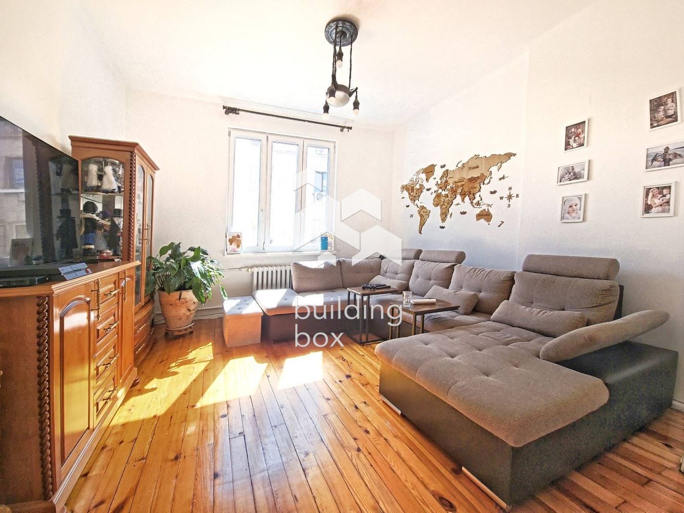 Тристаен апартамент на ул. "Любен Каравелов" - 0