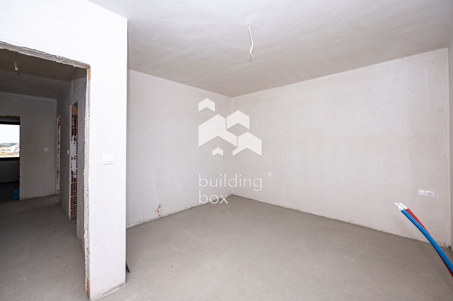 Къща с акт 16 - 0