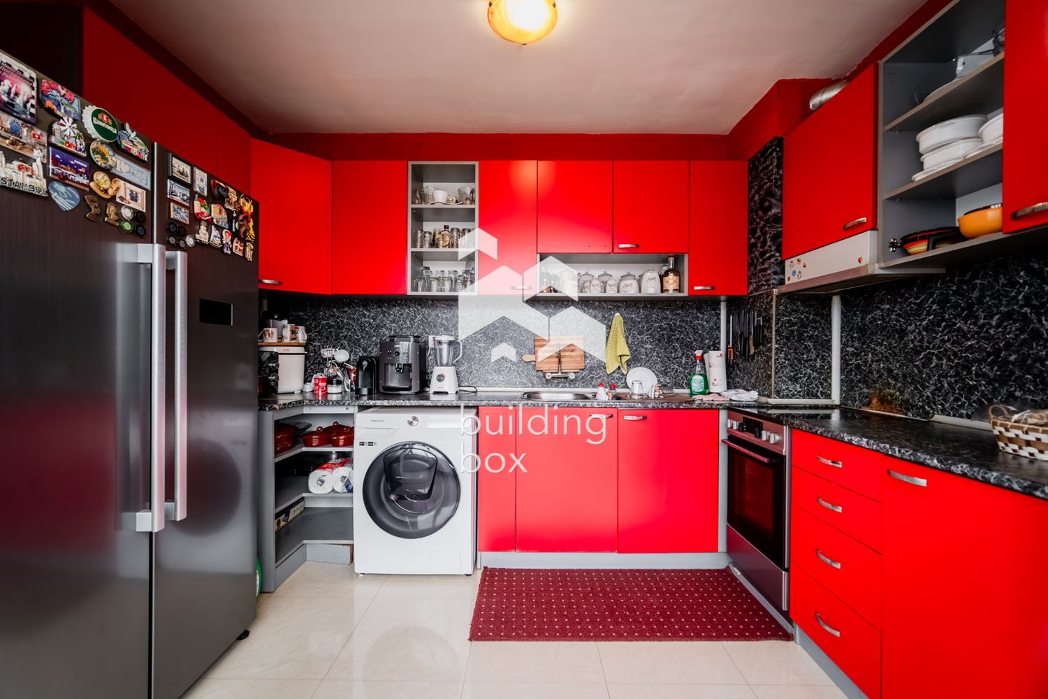 Просторен ТРИСТАЕН апартамент - 0