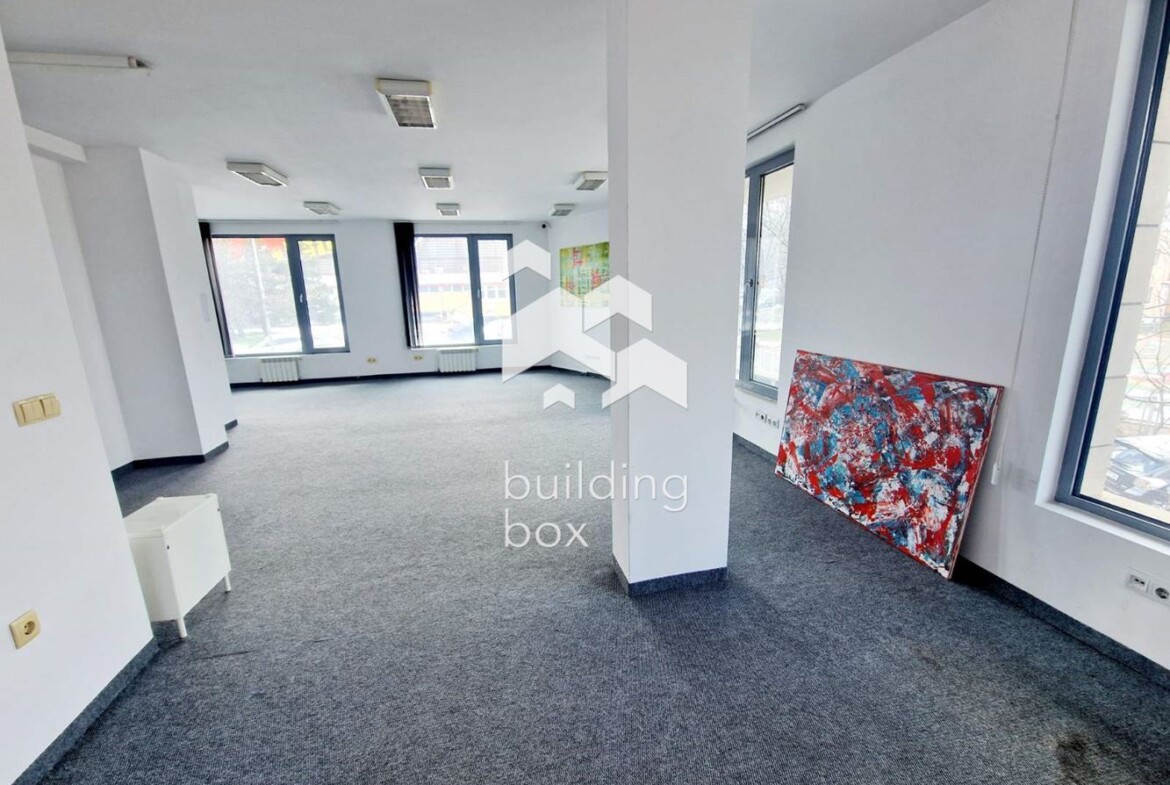 Необзаведен офис в ж.к. Студентски град - 0