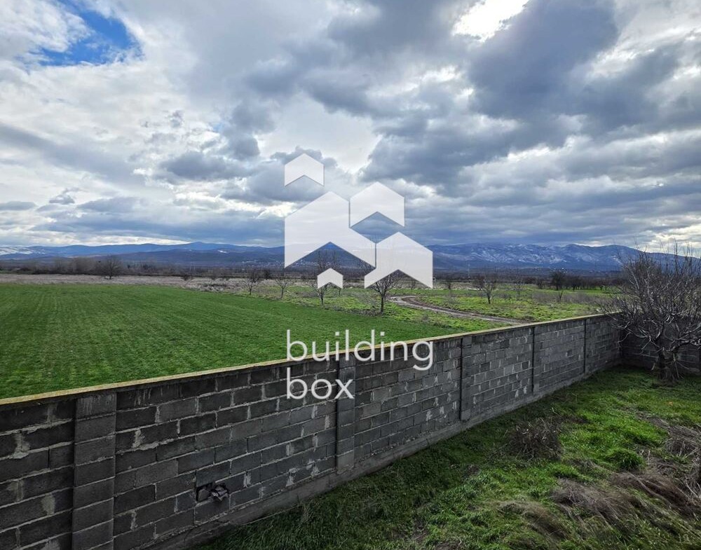 Къща в с. Йоаким Груево на 15 минути от гр. Пловдив. - 0