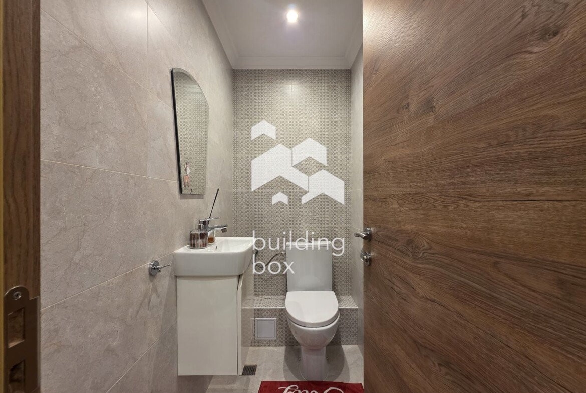 Тристаен обзаведен апартамент - кв. Стрелбище - 0