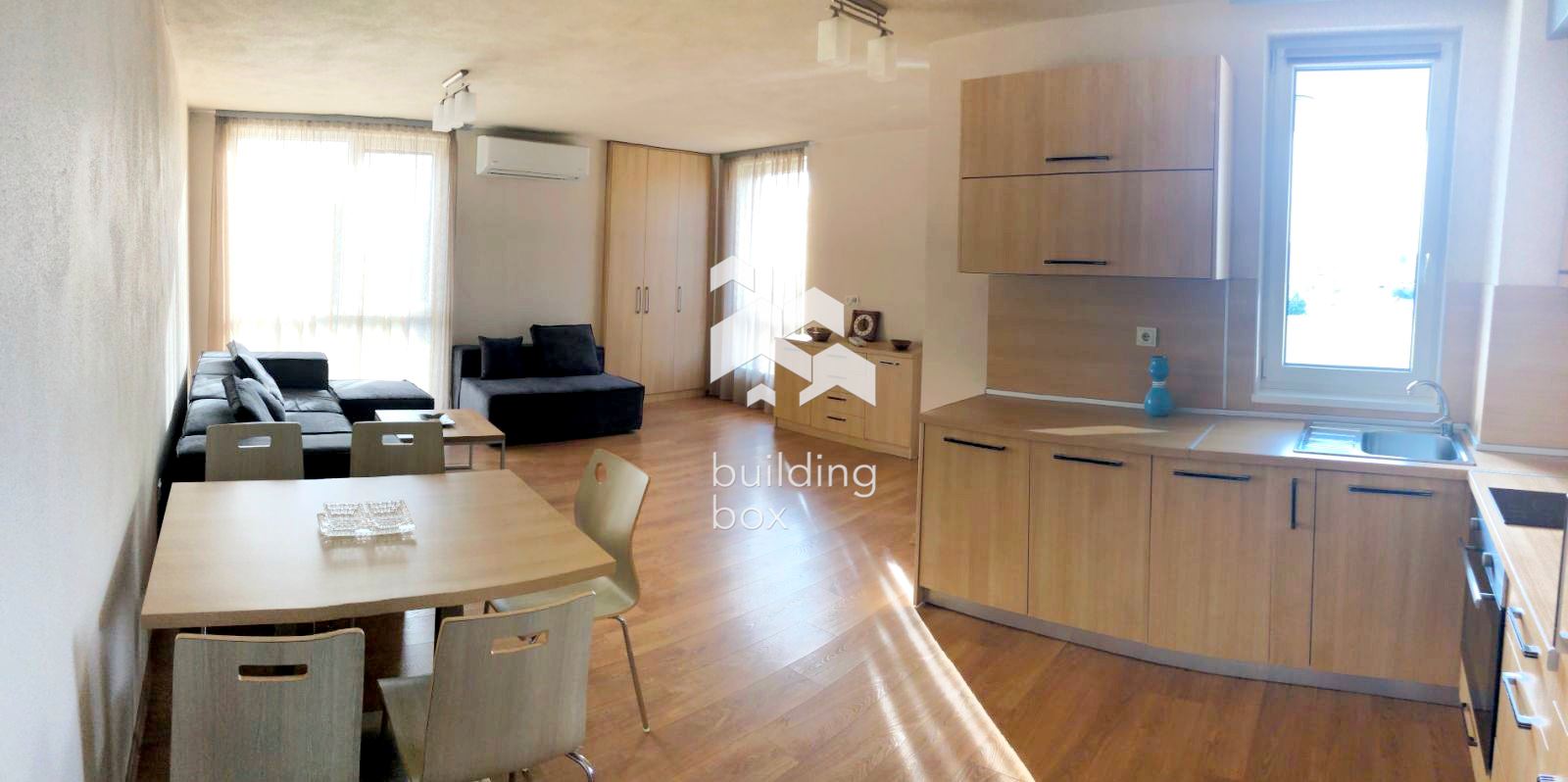 Просторен тристаен апартамент в Обеля 2 - 0