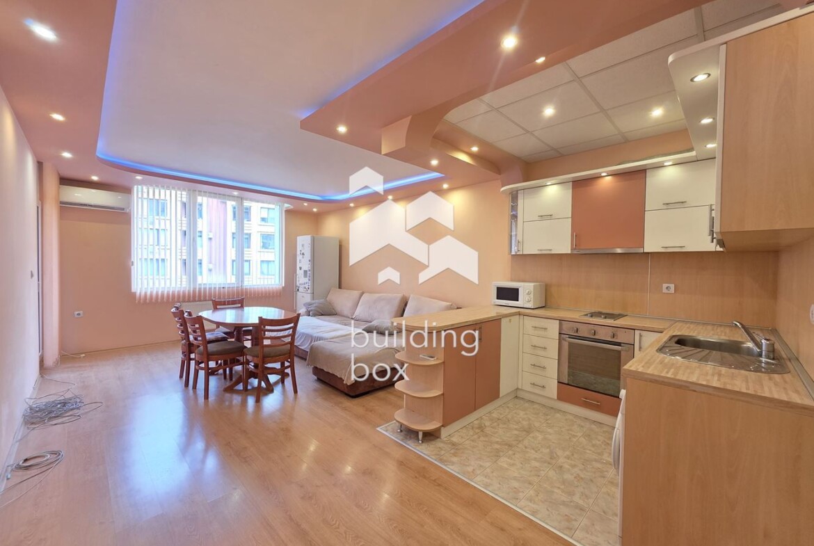 Тристаен апартамент под наем в Дружба 2 - 0