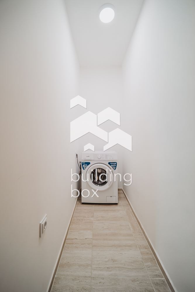 Напълно обзаведен ДВУСТАЕН апартамент - 0