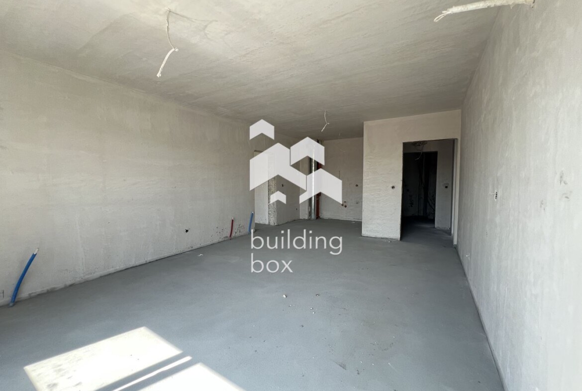 Тристаен апартамент в нова модерна сграда – Централна София - 0