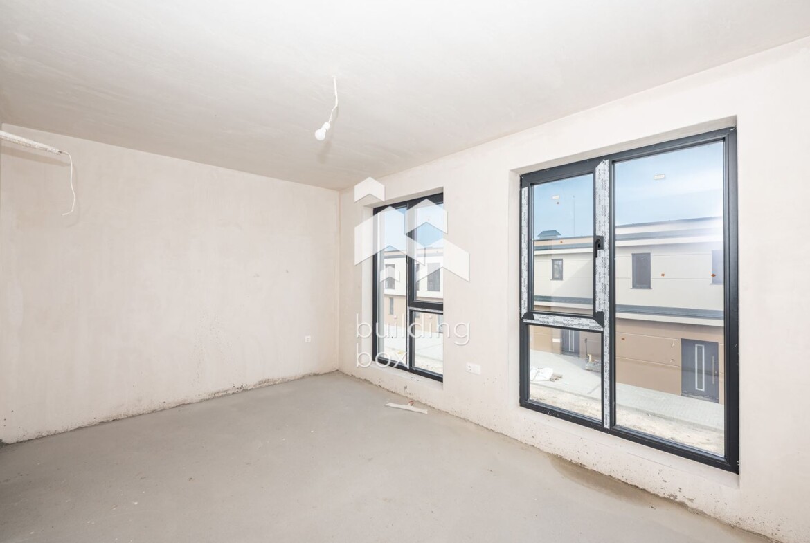 Редова къща с. Маноле - 0