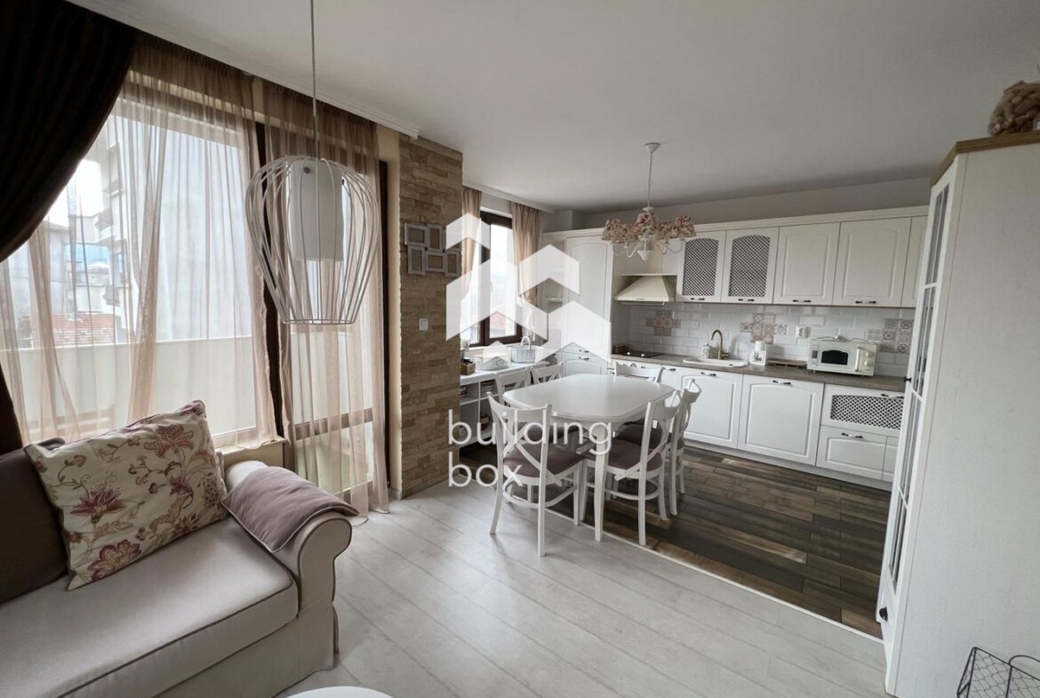 Тристаен апартамент - кв. Прослав - 0