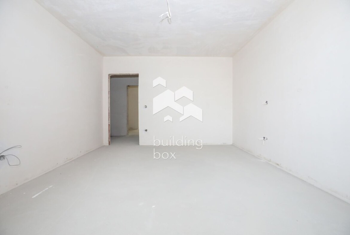 Нов слънчев 3-стаен апартамент - над 30 кв.м. всекидневна - 0