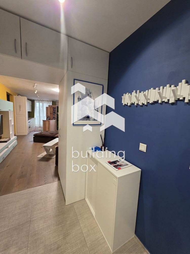 Продава тристаен апартамент в кв. Манастирски ливади - 0