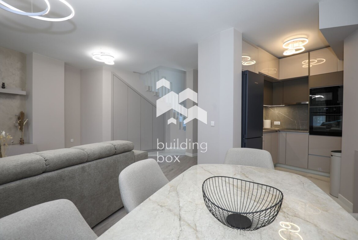 Обзаведена къща в Бистрица - 0