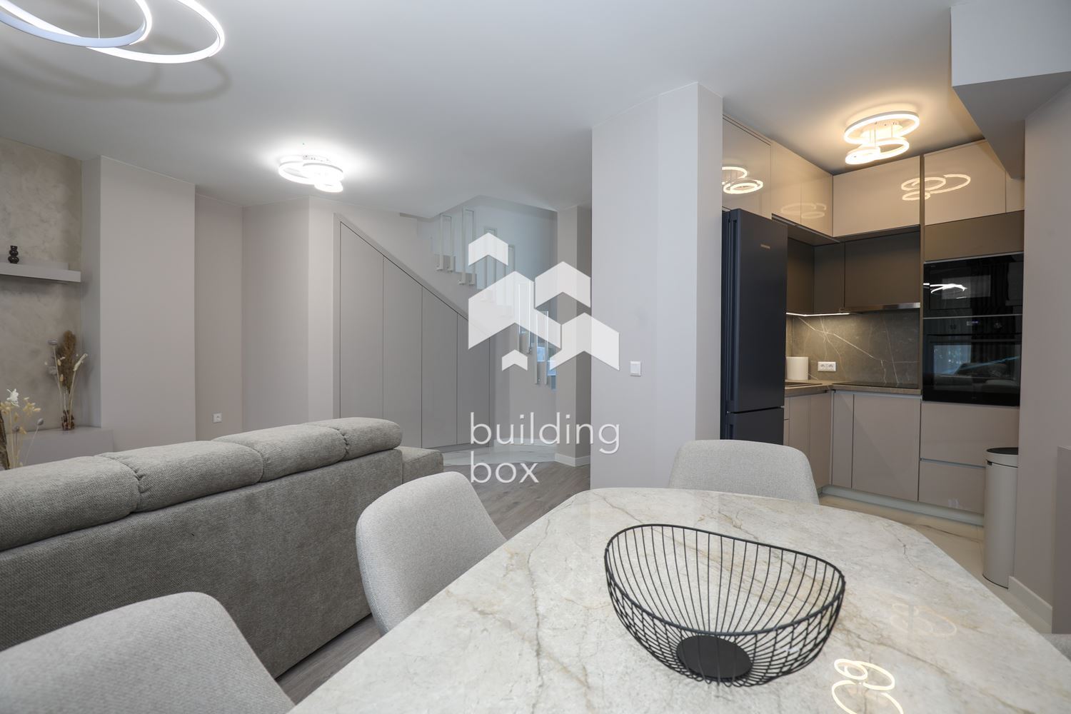 Обзаведена къща в Бистрица - 0