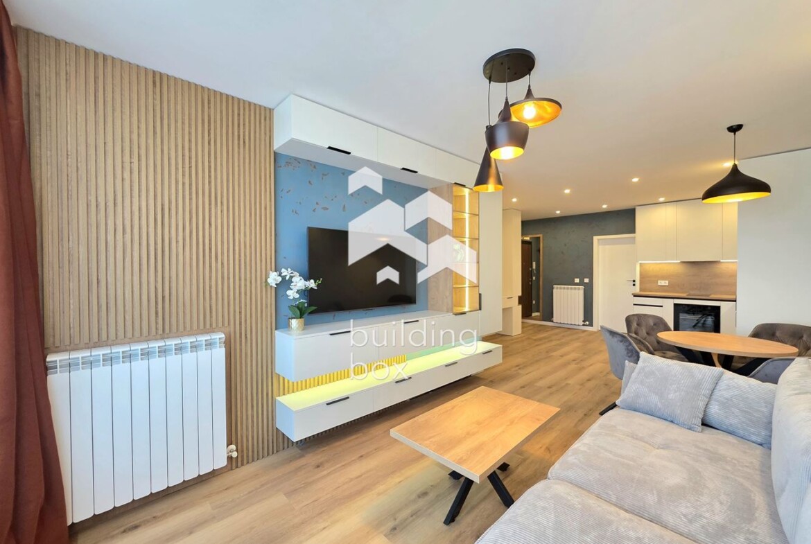 Светъл и просторен апартамент в MONA 3 - 0