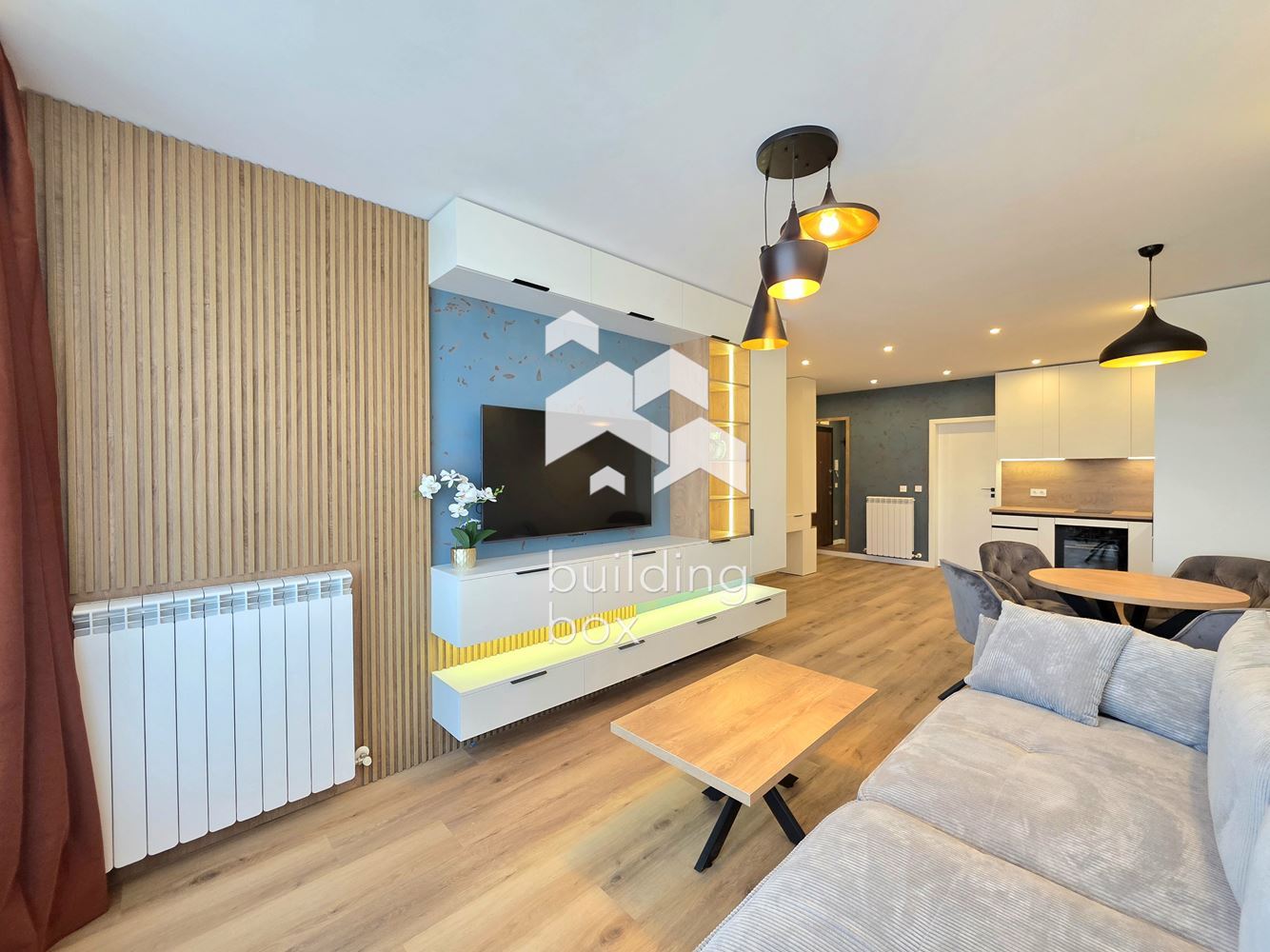 Светъл и просторен апартамент в MONA 3 - 0