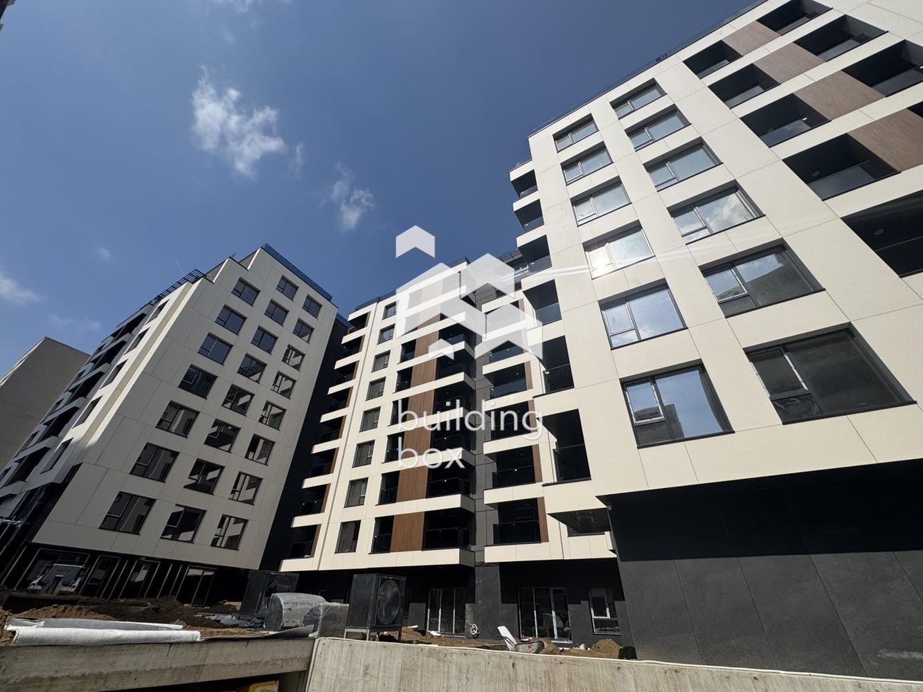 Продава 3-стаен - 0