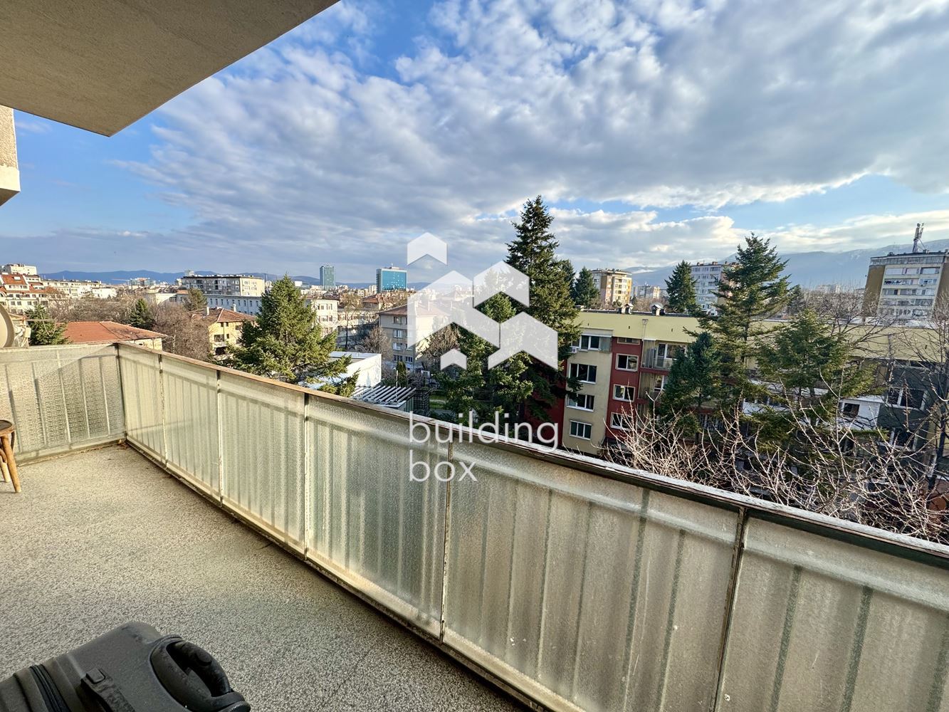 Просторен тристаен в Гео Милев - 0